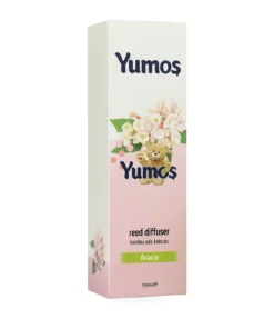 Cutie odorizant de cameră Yumoş Acacia 130 ml, ambalaj alb-roz cu flori de acacia, ursuleț, logo Yumoş și denumirea Acacia.