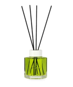 Odorizant de cameră Yumoş Acacia 130 ml, flacon din sticlă cu lichid verde-gălbui, capac alb și patru bețișoare negre, pe fundal alb.