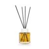 Cutie odorizant de cameră Yumoş Pearl 120 ml, ambalaj crem-auriu cu floare albă, perle, ursuleț și denumirea Pearl, pe fundal alb.