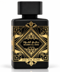 Lattafa Badee Al Oud Oud for Glory 100 ml, flacon negru cu ornamente aurii pe fundal alb