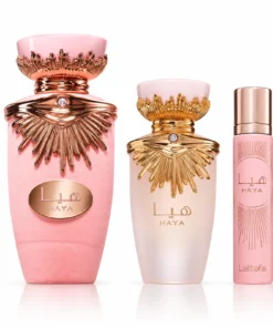 Flacoanele setului Haya: apă de parfum 100 ml, parfum pentru păr 50 ml și miniatură 12 ml