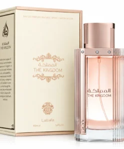 Lattafa The Kingdom Women 100 ml, flacon roz cu detalii metalice și cutie crem cu chenar roz-auriu